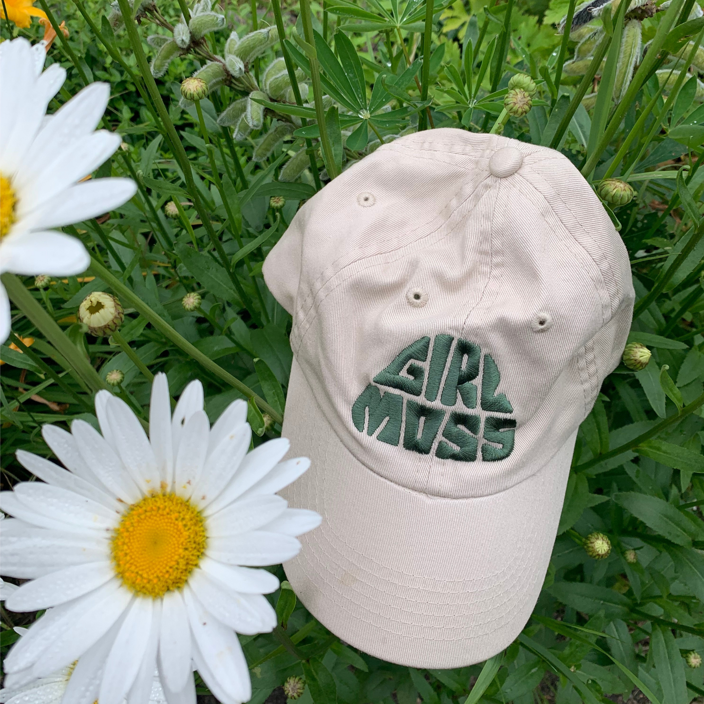 Girl Moss Hat - Preorder